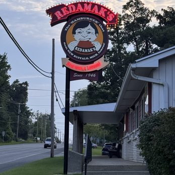 Redamak's - Outdoor - Burgers Near Me - New Buffalo, Michigan Redamak's - Outdoor - Burgers Near Me - New Buffalo, Michigan