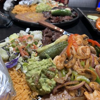 La Perla del Mar VIP - Carne asada with shrimp - Mexican Near Me - Tacoma, Washington La Perla del Mar VIP - Carne asada with shrimp - Mexican Near Me - Tacoma, Washington