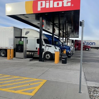 Pilot Travel Center - Gas Stations Near Me - Cedar Rapids, Iowa Pilot Travel Center - Gas Stations Near Me - Cedar Rapids, Iowa