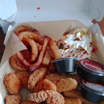 Buffalo Wild Wings - Medley platter - onion rings, nachos, chicken nuggets, mozzarella sticks. - Sports Bars Near Me - Glen Mills, Pennsylvania