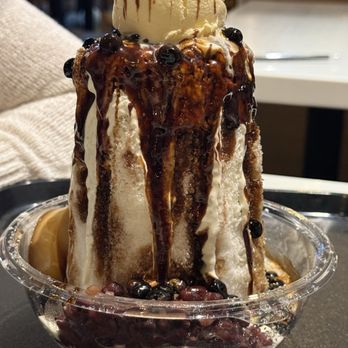 Meet Fresh - Brown sugar shaved ice with red beans - Desserts Near Me - Bellevue, Washington Meet Fresh - Brown sugar shaved ice with red beans - Desserts Near Me - Bellevue, Washington