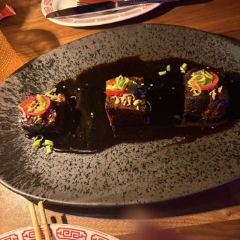 Blackbird Modern Asian - Chinese Near Me - Naples, Florida Blackbird Modern Asian - Chinese Near Me - Naples, Florida