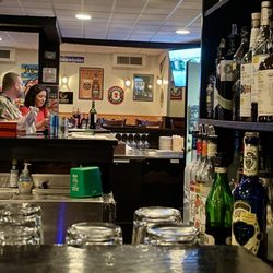 Sir Edmond Halley's - Bar