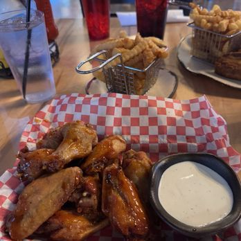 Native Brews Tap & Grill - Wings and fries - Breweries Near Me - Cherokee, North Carolina Native Brews Tap & Grill - Wings and fries - Breweries Near Me - Cherokee, North Carolina
