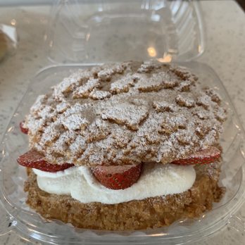 Blue Angel - Strawberry Coquette $4.50 - Bakeries Near Me - Fort Lee, New Jersey