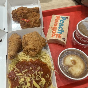 Jollibee - Fast Food Near Me - Chicago, Illinois