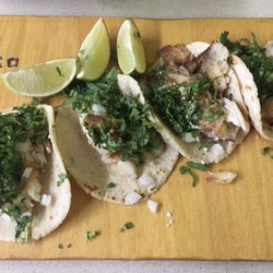 Mi Casa - Fish tacos