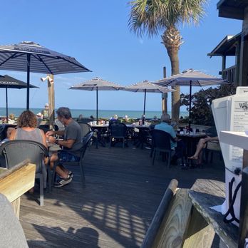 Waldo's - Outdoor dining - Seafood Near Me - Vero Beach, Florida Waldo's - Outdoor dining - Seafood Near Me - Vero Beach, Florida