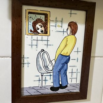 Ponto Final - Photo In bathroom - Portuguese Near Me - Almada, 15