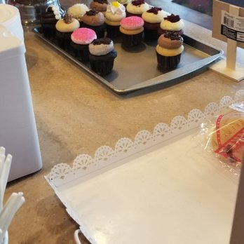 Smallcakes - Cupcakes Near Me - South Barrington, Illinois