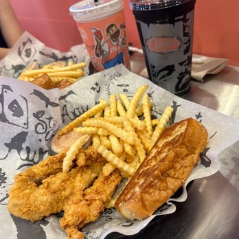 Raising Cane's Chicken Fingers - 3 Finger Combo and 32oz Collector's Cup - Chicken Shop Near Me - Midvale, Utah Raising Cane's Chicken Fingers - 3 Finger Combo and 32oz Collector's Cup - Chicken Shop Near Me - Midvale, Utah