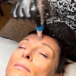 Sabrina Kirkland Acupuncture