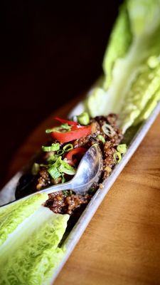 Trader Vic's by null