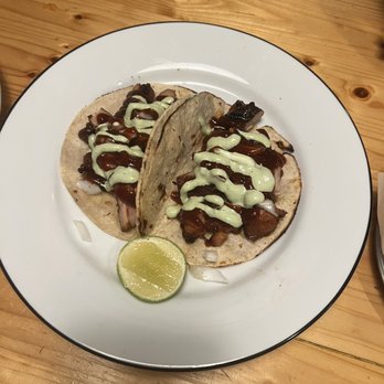 Table 20 - BBQ Chicken tacos - New American Near Me - Cartersville, Georgia