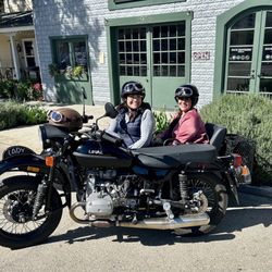 Sidecar Tours - First pics in the side car. Leaving from meeting location.