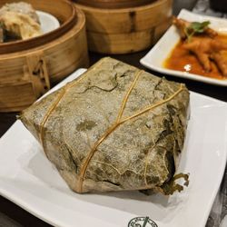 Tim Ho Wan - (",)