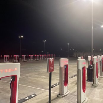 Tesla Supercharger - EV Charging Stations Near Me - Kettleman City, California