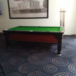 Gisborne Telegraph Hotel - Pool Table