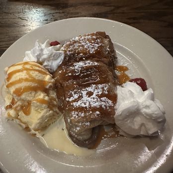 Mader's - German Near Me - Milwaukee, Wisconsin