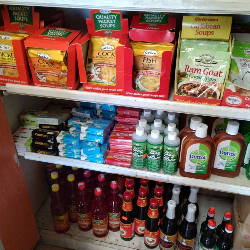 Jamaica Kitchen - Tiny market - Caribbean Near Me - Miami, Florida Jamaica Kitchen - Tiny market - Caribbean Near Me - Miami, Florida