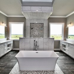 Mill Creek Custom Homes Sales & Design Center - Primary Bath