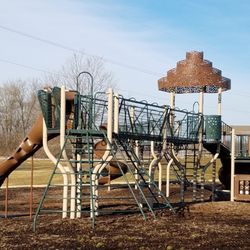 Jackson Marrow Park - Large fort, mostly elevated