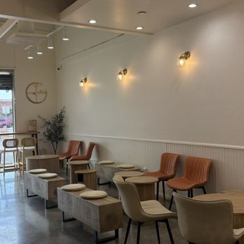 Koffeeski - Seating - Coffee & Tea Near Me - Los Angeles, California Koffeeski - Seating - Coffee & Tea Near Me - Los Angeles, California