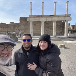 Tours of Pompeii - Selfie with Archeologist Lello!