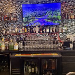 Cafe Nova - Back of Bar & TV
