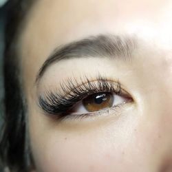 The Beauty Experts - Classic Eyelash Extensions