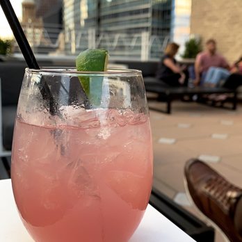 Z on 23 Rooftop - Evesnecklace Drink - Cocktail Bars Near Me - Houston, Texas Z on 23 Rooftop - Evesnecklace Drink - Cocktail Bars Near Me - Houston, Texas