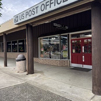 Michael's Hallmark Shop - There is a post office inside which - Cards & Stationery Near Me - Sunnyvale, California