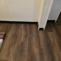 Dias Hardwood Floors