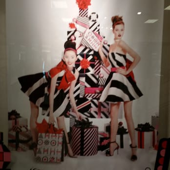 Sephora - Cosmetics & Beauty Supply Near Me - Lombard, Illinois