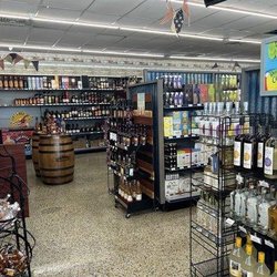 St. Cloud Levee Liquor & Gas