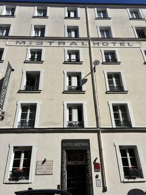 Hôtel Mistral by null