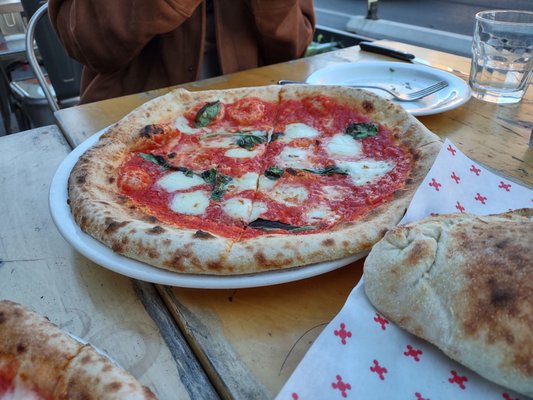Pizzeria Libretto - Danforth by null