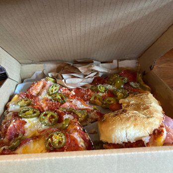 Gino's Pizza Inn - Pizza and a sandwich - Pizza Near Me - North Bend, Oregon Gino's Pizza Inn - Pizza and a sandwich - Pizza Near Me - North Bend, Oregon
