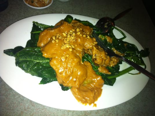 Bob Likes Thai Food. by null