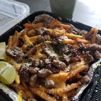 Zero Degrees - Combo #5- carne asada fries w/no pico and matcha milk tea - Bubble Tea Near Me - Summerlin, Nevada