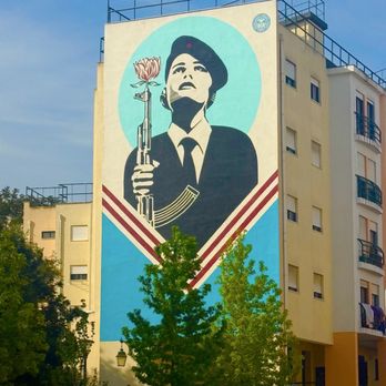 Graça - Photo 7: "Peace Guard" by Shepard Fairey - Landmarks & Historical Buildings Near Me - Graça, 11