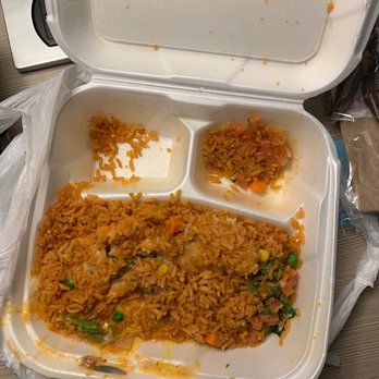 Los Gordos Taqueria - a tray of food - Tacos Near Me - Aurora, Colorado Los Gordos Taqueria - a tray of food - Tacos Near Me - Aurora, Colorado