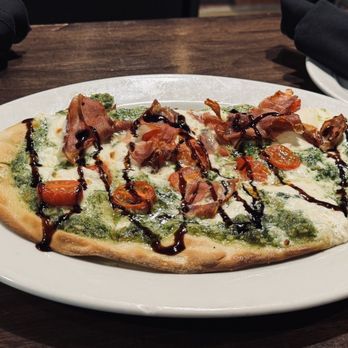 Union An American Bistro - Pesto pizza - New American Near Me - Castle Rock, Colorado Union An American Bistro - Pesto pizza - New American Near Me - Castle Rock, Colorado