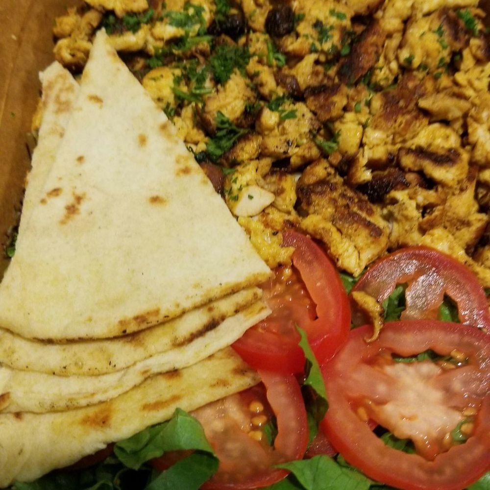 Zaitun Halal - Chicken gyro with rice and the works - Mediterranean Near Me - Jamaica, New York