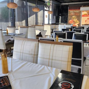 Nanking Indian Restaurant - Interior, it's very spacious! - Indian Near Me - Artesia, California