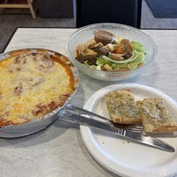 Turners Falls Pizza House - Spaghetti with meatballs meal