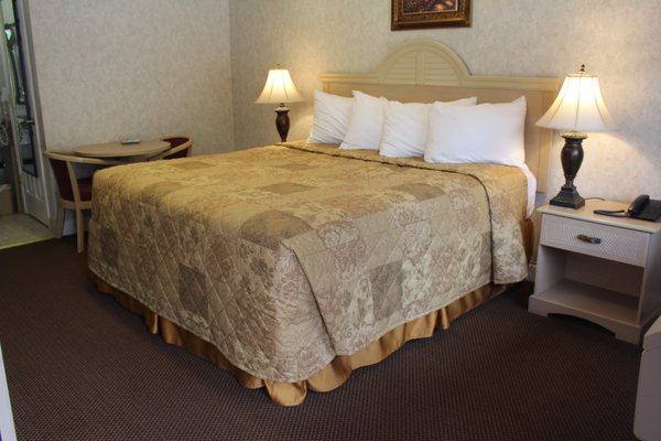Country view Inn & Suites by null