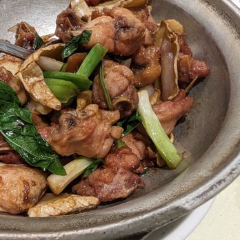 Henry's Cuisine - Chicken dish - Asian Fusion Near Me - Alhambra, California Henry's Cuisine - Chicken dish - Asian Fusion Near Me - Alhambra, California