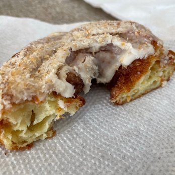 Lil's Café - Cruller goodness - Coffee & Tea Near Me - Kittery, Maine Lil's Café - Cruller goodness - Coffee & Tea Near Me - Kittery, Maine