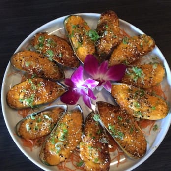Sushi Bay 17 - The Golden Mussels are to die for. Creamy, spicy, hot and delicious! (This platter is THREE portions!) - Sushi Bars Near Me - Denver, Colorado
